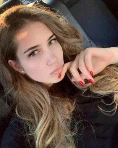 Çılgın buğday tenli kadın Bedia