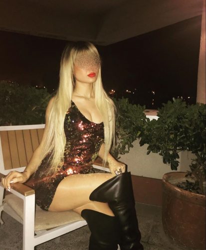 Kusursuz öpüşmeyi seven eskort Püren