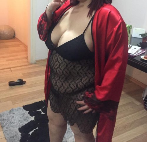 Kusursuz sarışın escort Göknil