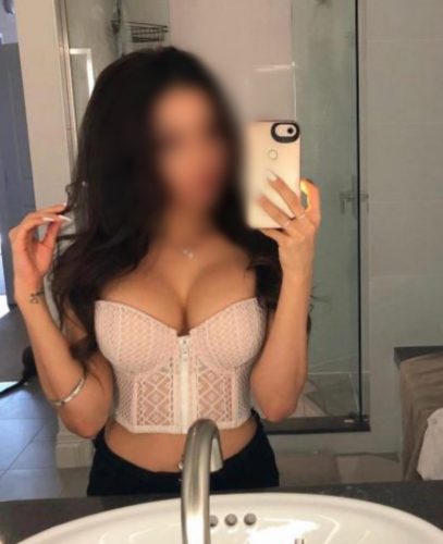 Seks kraliçası beyaz tenli kız Ayben