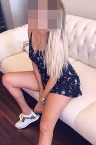 Süper dans yapan kız çiçek